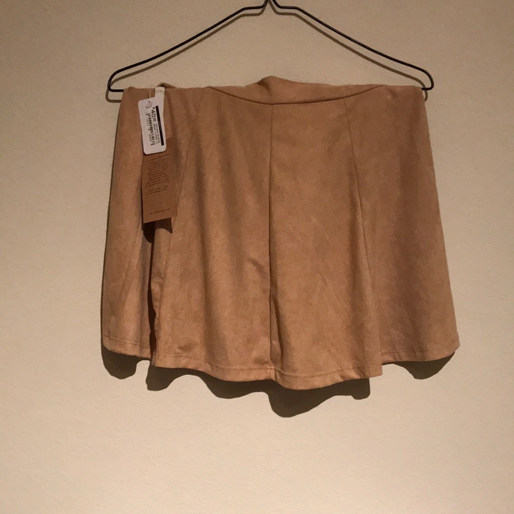 Paper crane fall tan skirt with tags on